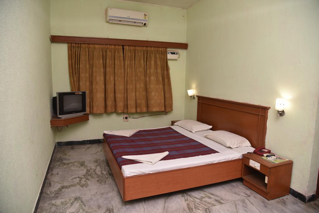 Hotel Green Park Kumbakonam Δωμάτιο φωτογραφία